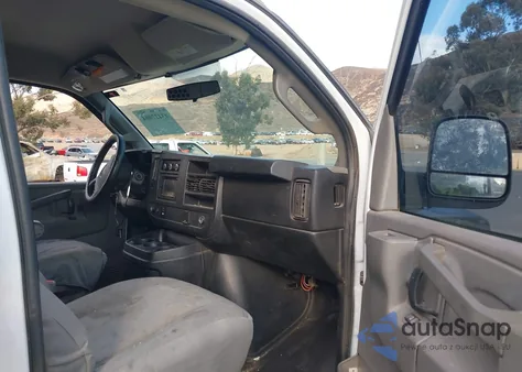 2017 GMC Savana 2500 Work Van z USA, uszkodzony, nr VIN 1GTW7AFF1H1915260